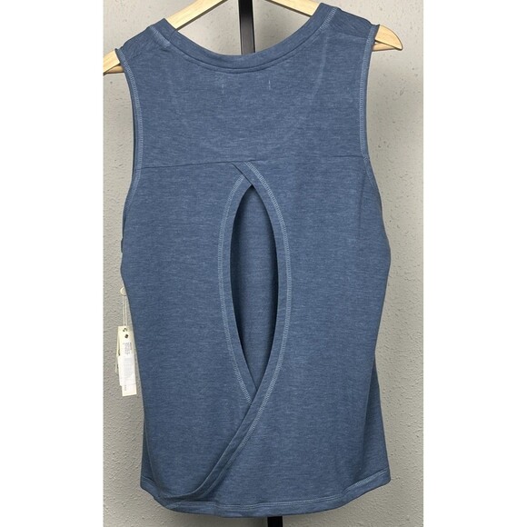 Max Studio Performance Top Sleeveless Backless Cutout Stretch Wick Blue XL NWT - Picture 1 of 6